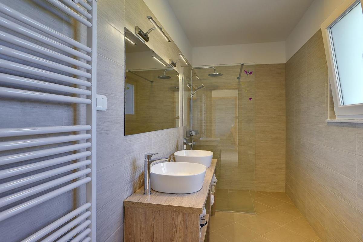 Holiday Home Bellissima Vodnjan Esterno foto
